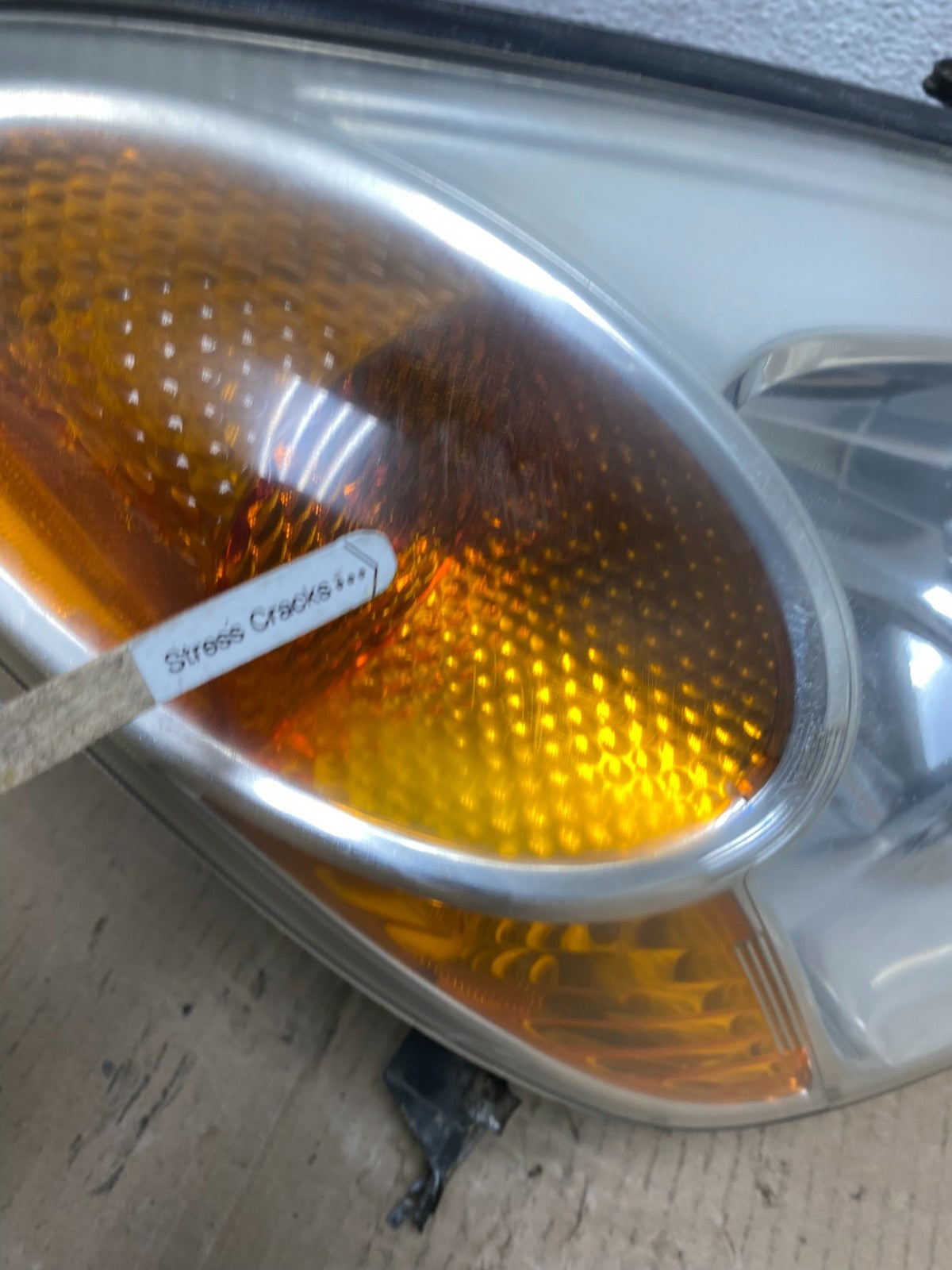 2004 2005 Toyota Rav4 Right Passenger RH Side Headlight Halogen AF5878 DW4