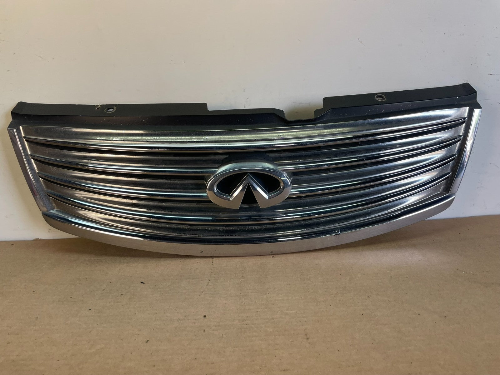 2008 2009 2010 Infiniti M35 M45 Front Upper Bumper Grille Grill AF8791 DG0