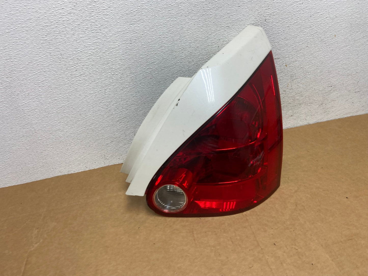 2004 2005 2006 2007 2008 Nissan Maxima Right Passenger Tail Light AD4441 LK2
