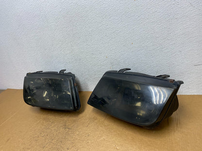 1999 to 2004 Volkswagen Jetta Left+Right Headlights AE0366 DG1