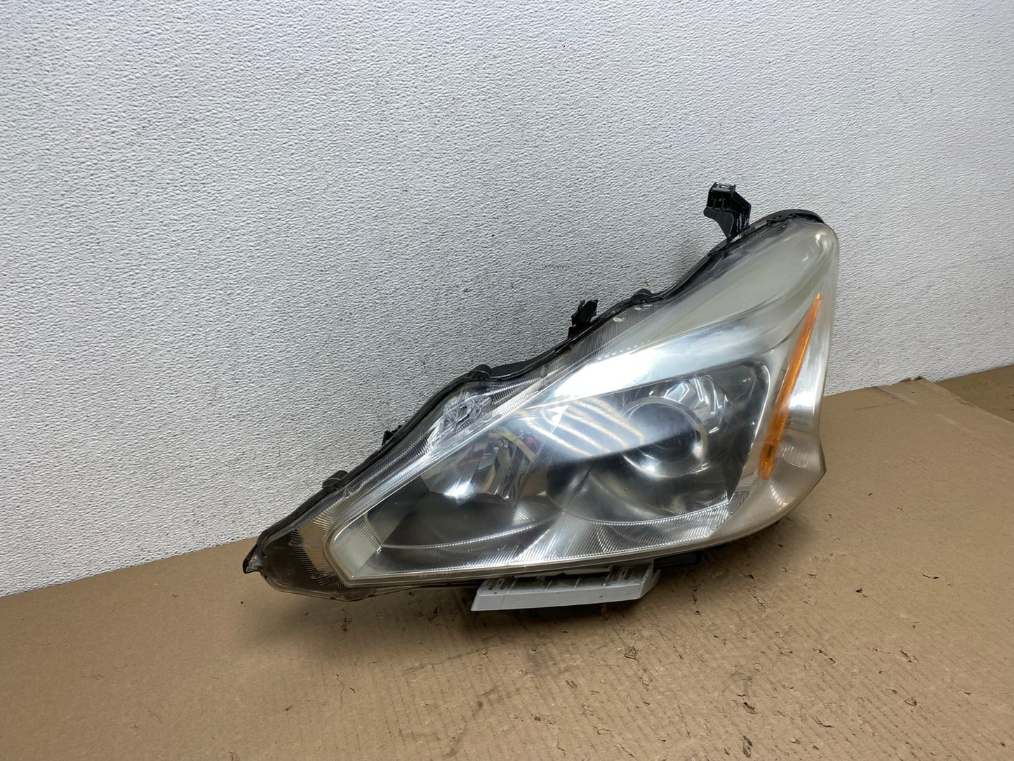 2013 2014 2015 Nissan Altima Left Driver LH Side Halogen Headlight AE8827 LK2