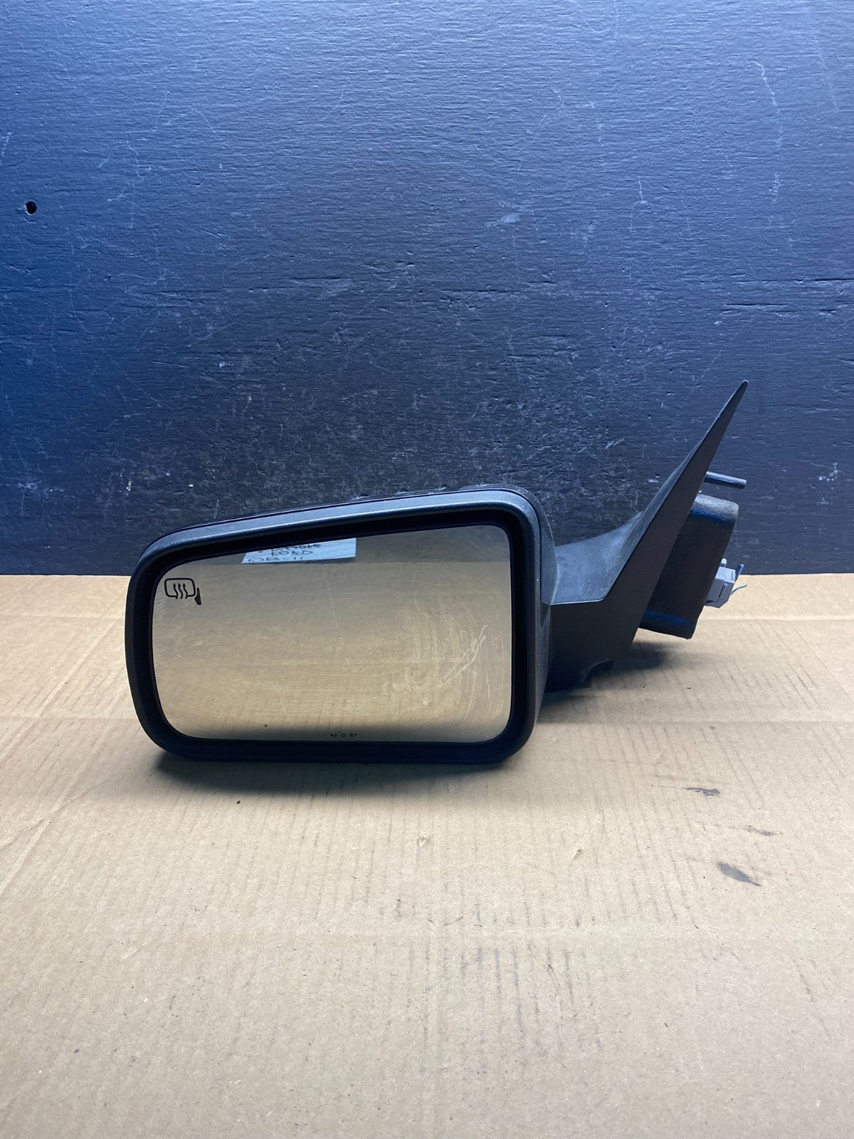 2008 to 2011 Ford Focus Left Driver View Door Mirror AD5002 DW8