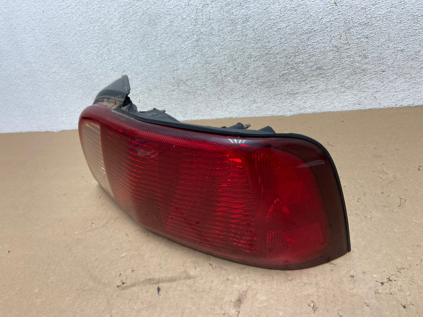 2002 to 2003 Mitsubishi Galant Right Passenger RH Side Tail Light AG4273 LK1