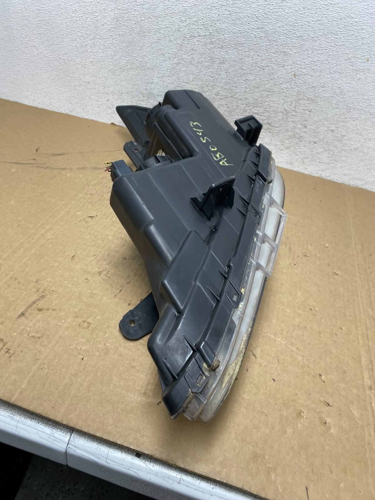 2011 - 2014 Hyundai Sonata Right Passenger Rh Side Headlight Halogen AG0543 DW8
