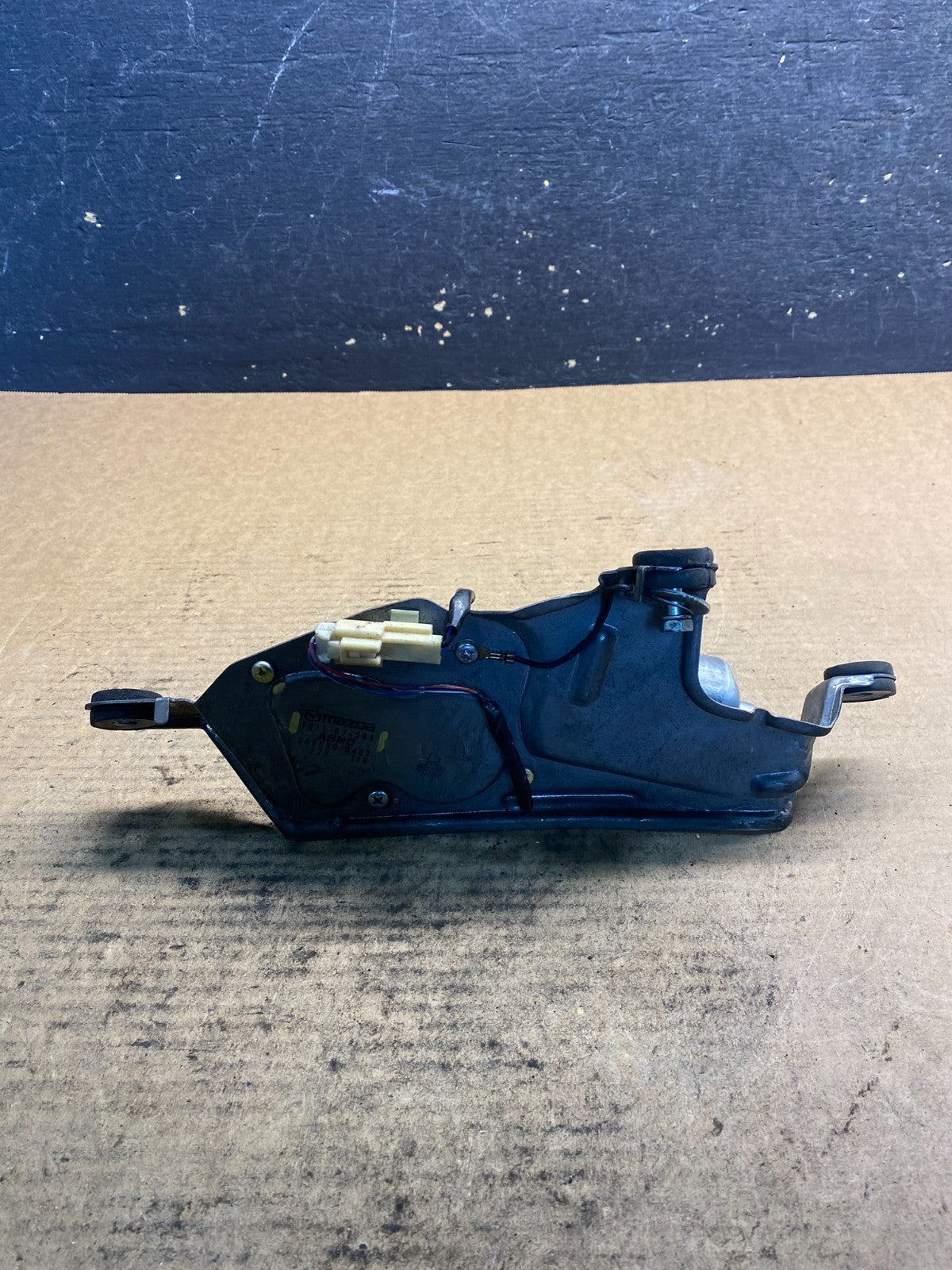 2007 to 2015 Mazda CX-9 CX9 Windshield Rear Wiper Motor aa1767 DG4