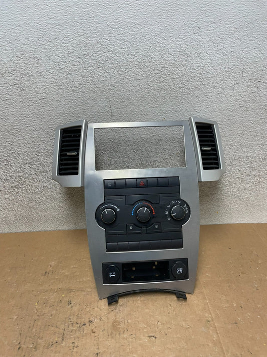 2008 2009 2010 Jeep Grand Cherokee A/C Climate Control Bezel V5052 DG0