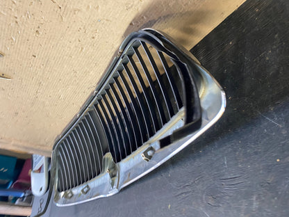1998 to 2002 Lincoln Navigator Front Upper Grill Grille Oem S3257 DG6