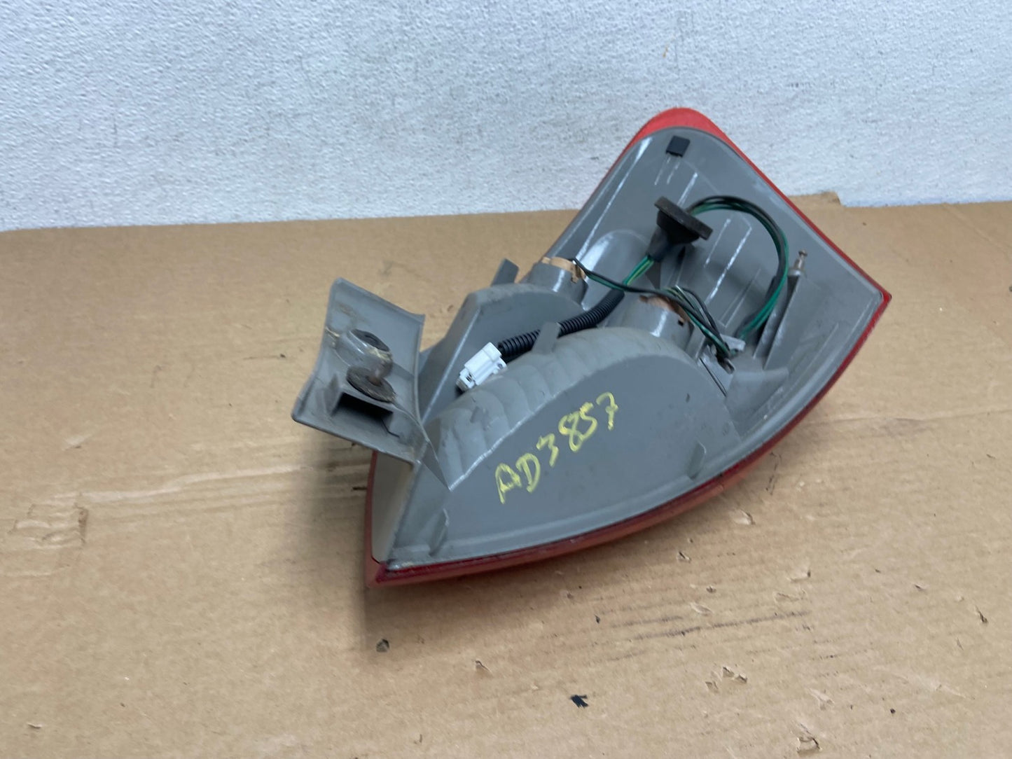 2008 to 2015 Nissan Rogue Left Driver Lh Side Tail Light AD3857 LK5