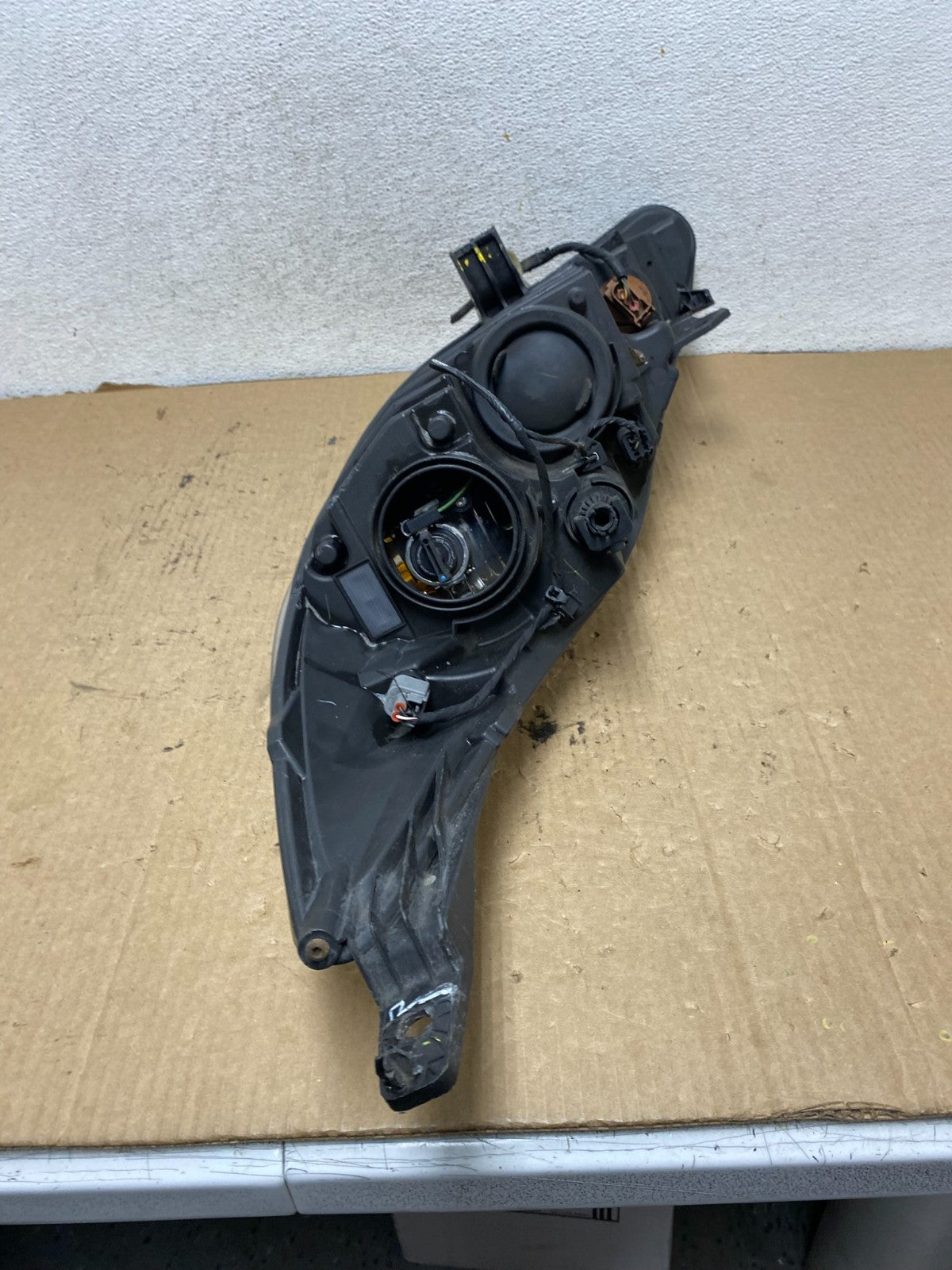 2011 2012 2013 Ford Fiesta Right Passenger RH Halogen Headlight AG2301 DW9
