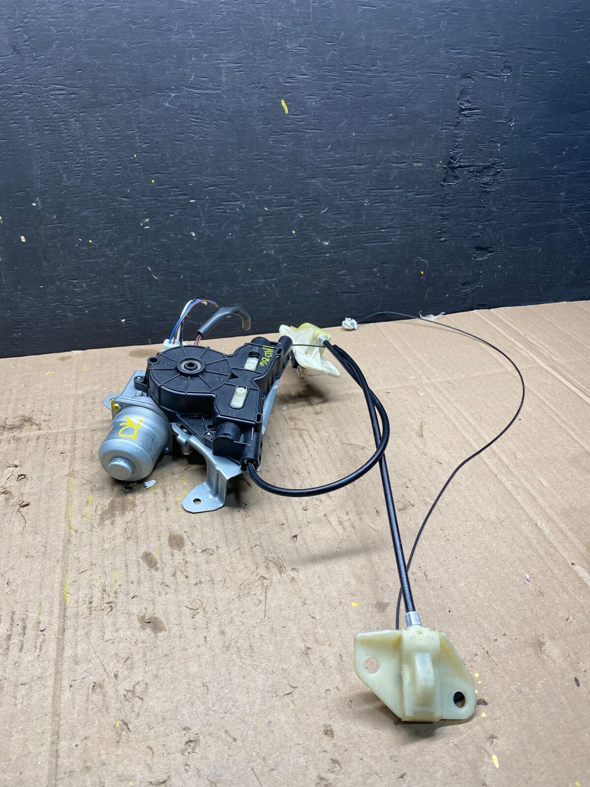 2011 to 2017 Nissan Quest Rear Right Power Sliding Door Motor Wire OEM M1386 DG4