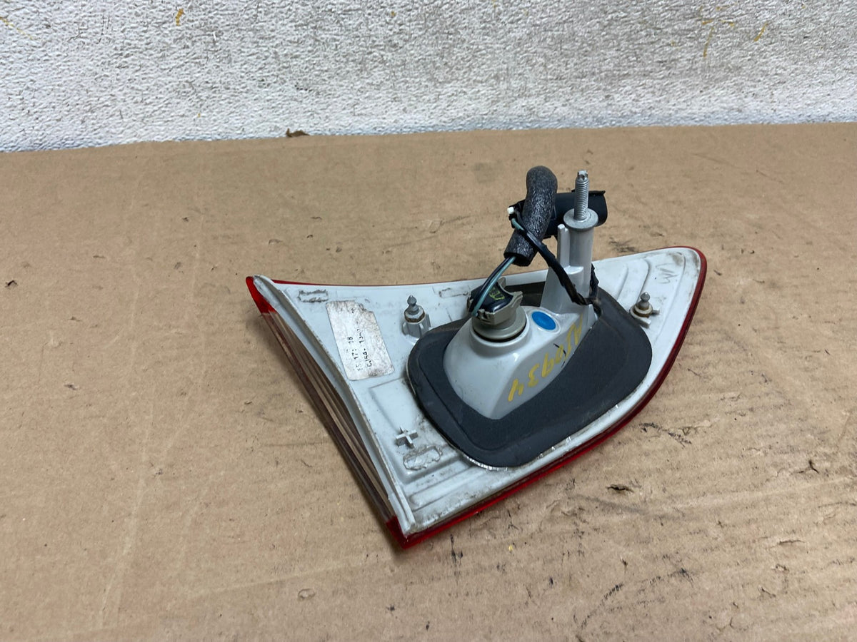 2013 to 2016 Ford Escape Right Passenger RH Side Inner Tail Light AI0934 LK5