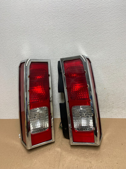 2006 to 2008 Hummer H3 Left+Right Side Tail Lights AE6772 DW0