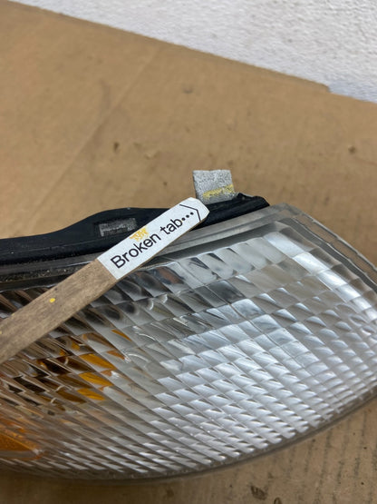 1997 to 1999 Lexus ES300 Right Passenger RH Side Turn Signal AD0938 DW3