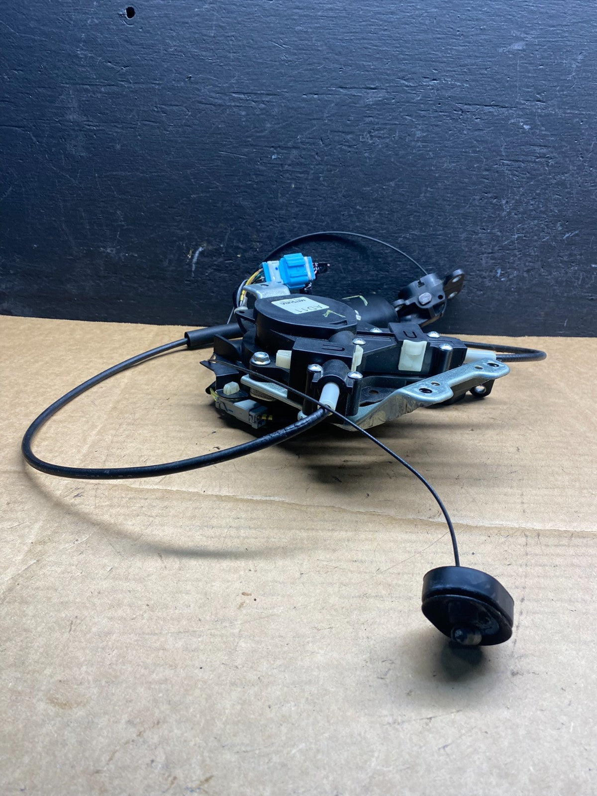 2005 - 2010 Honda Odyssey Rear Left Sliding Door Lock Actuator Motor AD6737 DG2