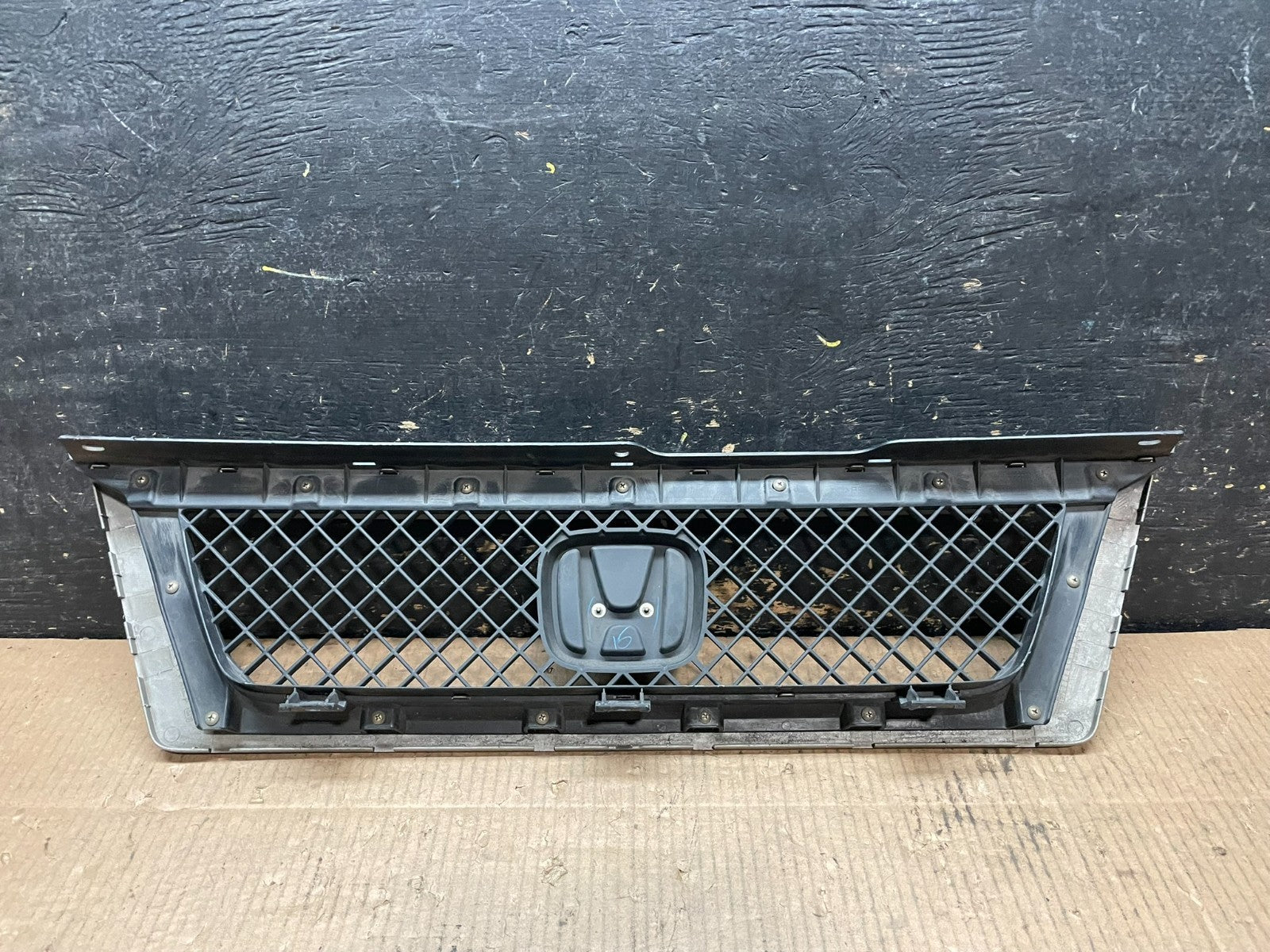 2003 2004 2005 2006 Honda Element Front Upper Grill Grille Oem Y6227 DG6