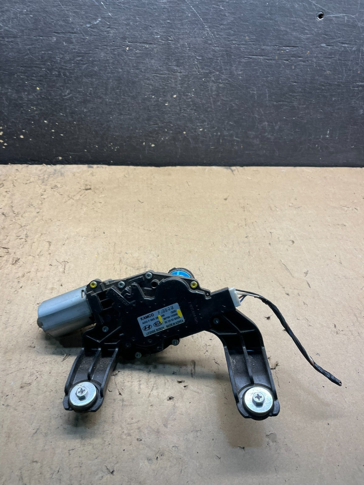 2010 - 2015 Hyundai Tucson Rear Glass Windshield Wiper Motor W6850 DG5