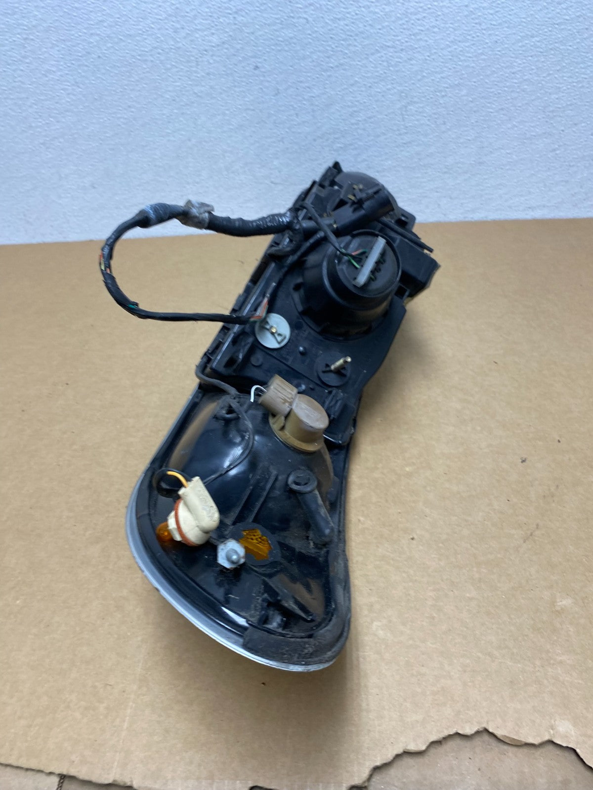 1999 to 2002 Lincoln Continental Right Passenger Rh Side Headlight Oem AC1656 DW7
