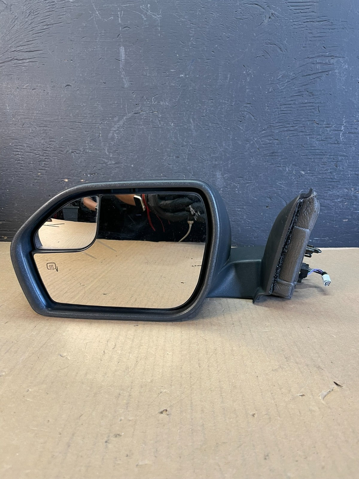 2020 to 2022 Ford Explorer Left Driver LH Side View Door Mirror AD5575 DW5