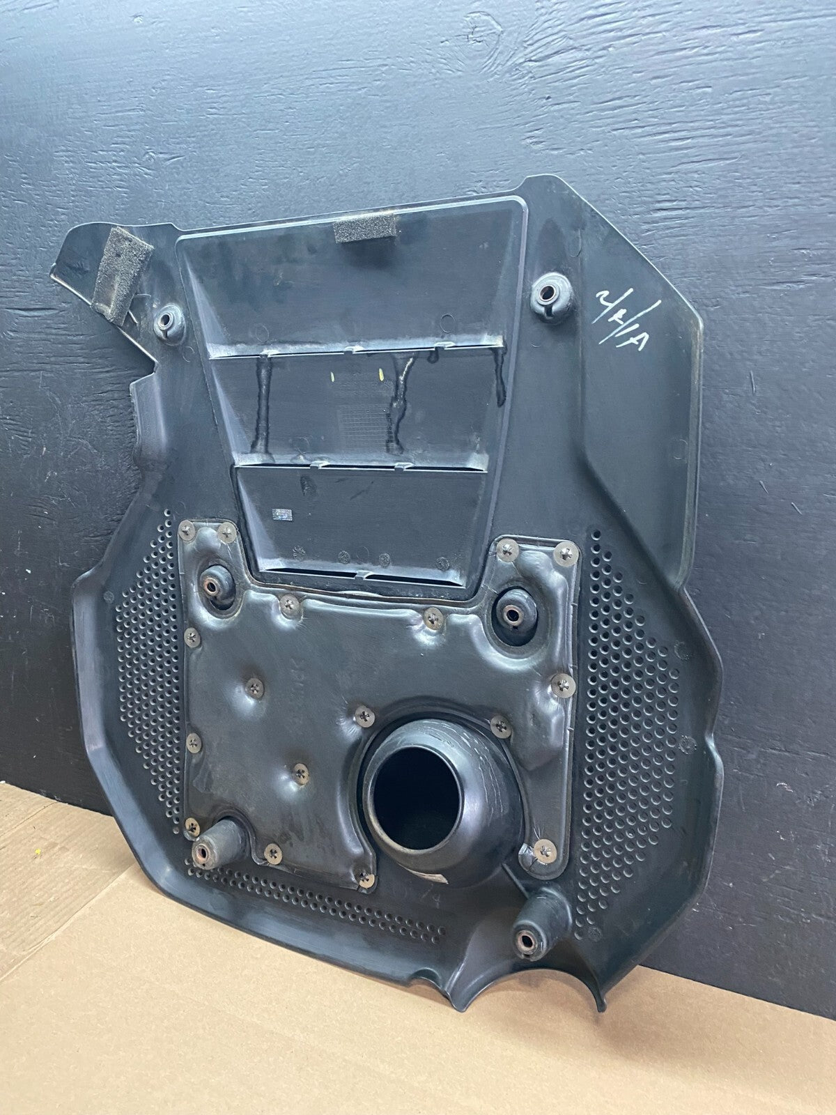 2006 to 2008 Hyundai Sonata V6 Engine Motor Shield Cover OEM D2533 DG14