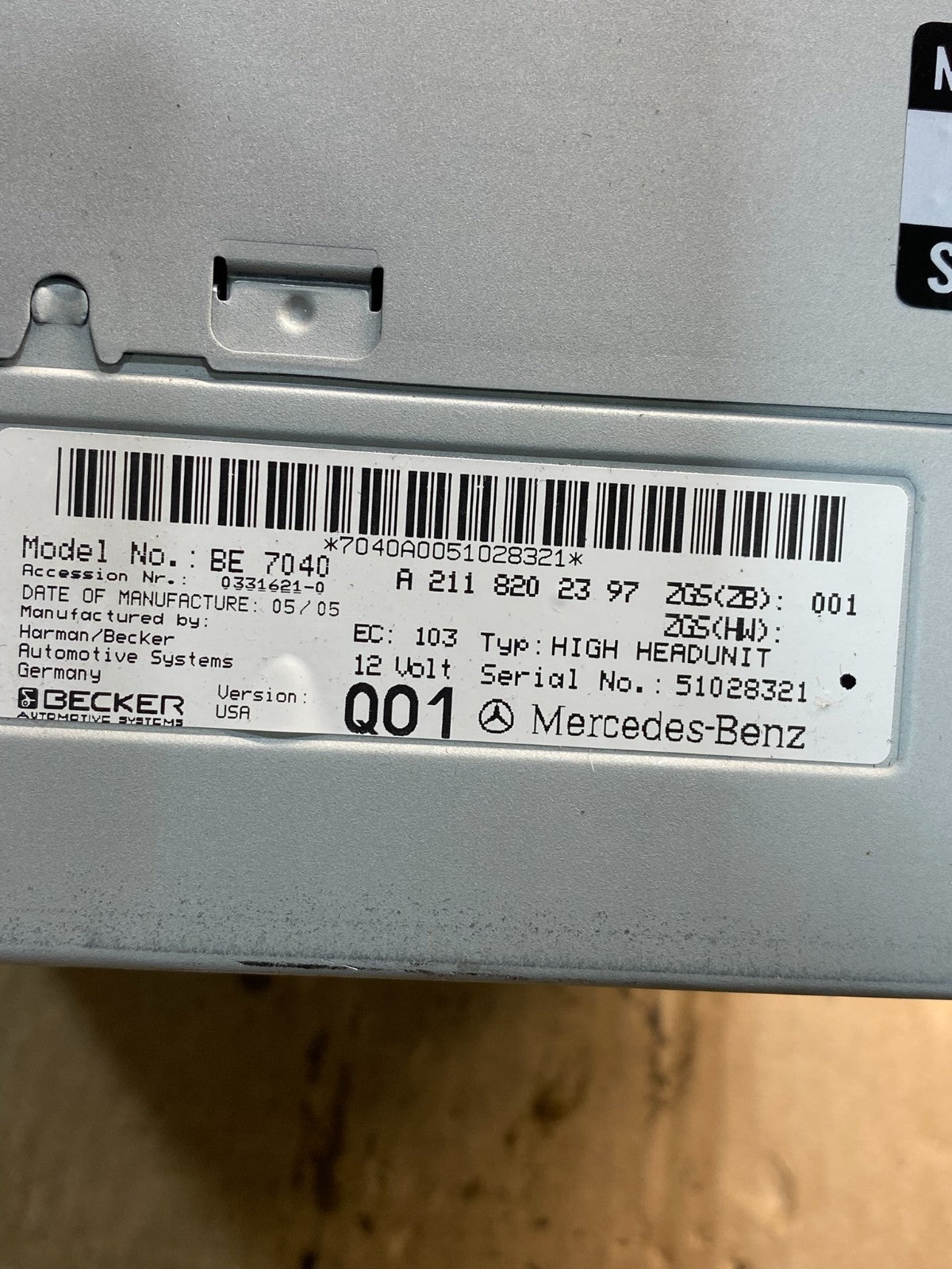 2003-2006 Mercedes Benz W211 E350 E500 Radio Screen Navigation Display AE7859 DW6