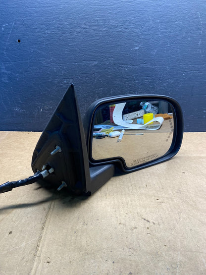 2003-2006 Chevrolet Tahoe Suburban Right Passenger Turn Door Mirror AD4819 DG10