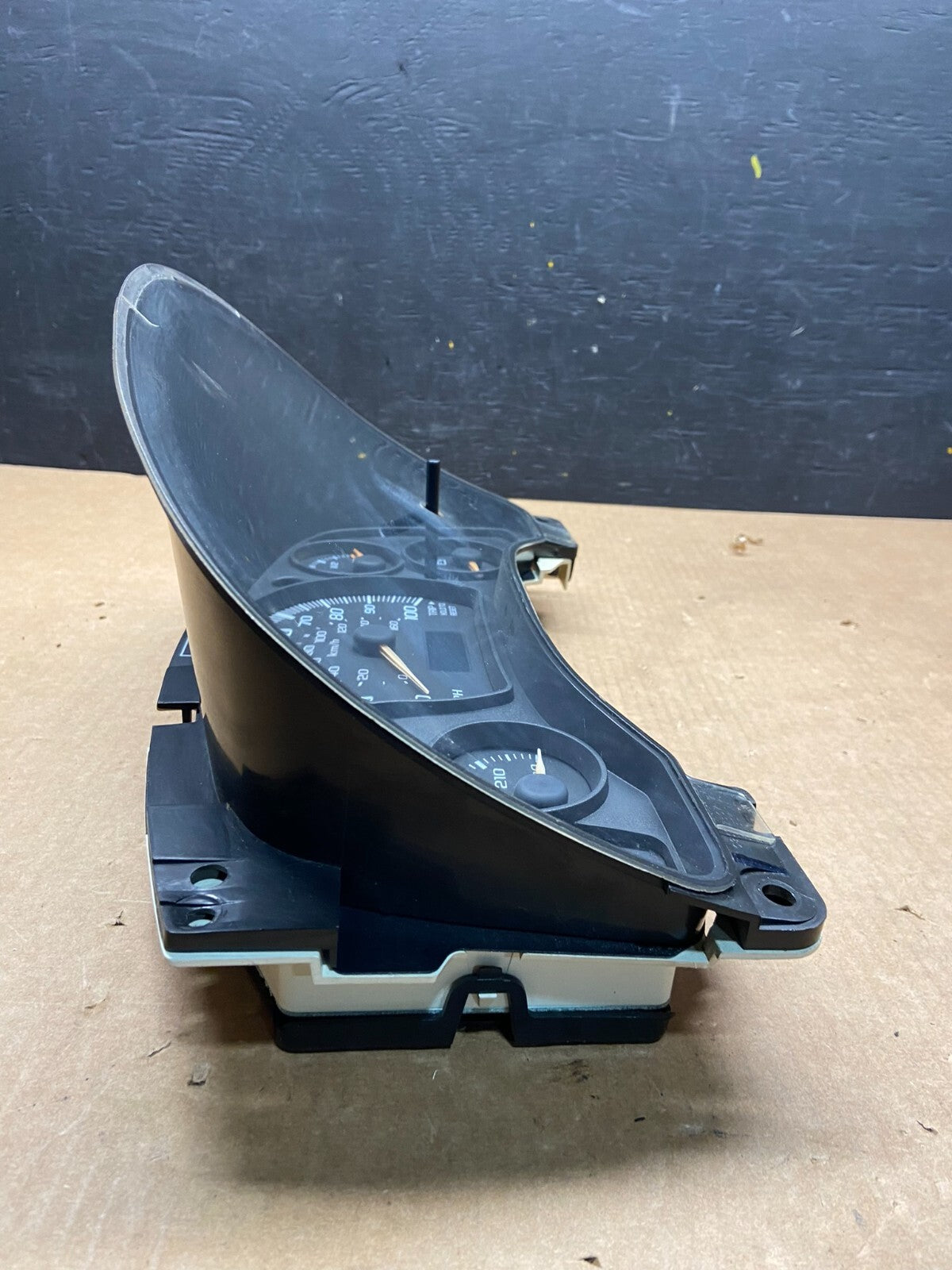 2004 to 2007 Chevrolet Express Speedometer Cluster Gauge 25759043 H7603 PS3