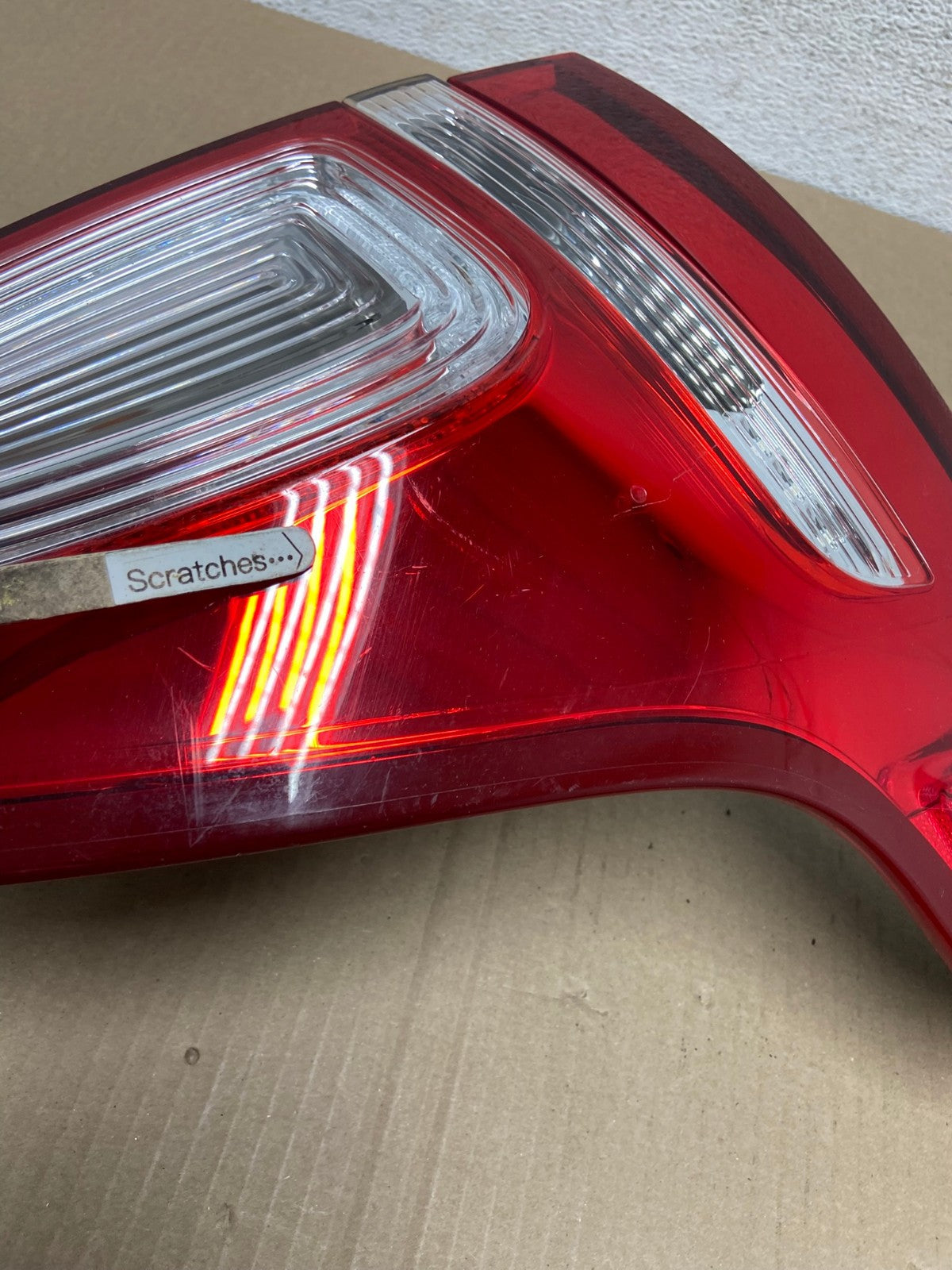 2011-2015 Ford Explorer Police Package Right Passenger Side Tail light AE9415 LK3