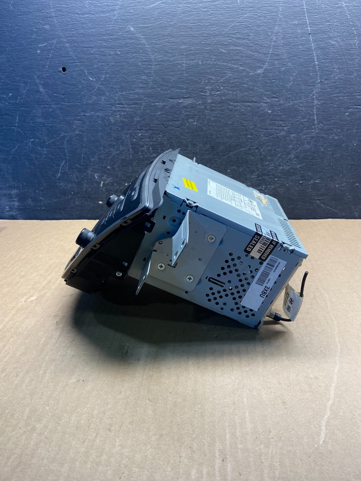 2011-2013 Hyundai Elantra Center Radio Climate Control Air Vent Bezel AF9383 DG1