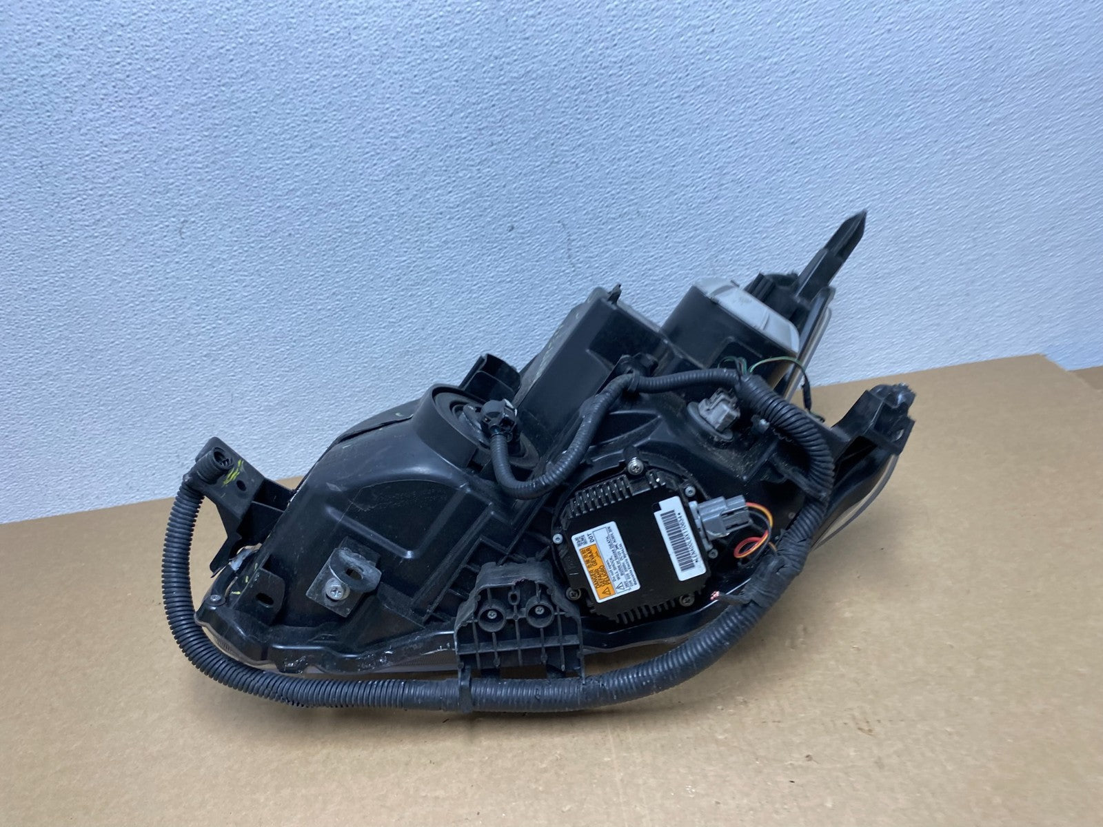 2009 - 2014 Nissan Maxima Headlight Right Passenger Xenon HID Oem AB9984 DW9