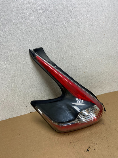 2015 to 2017 Nissan Juke Left Driver LH Side Tail Light AF9733 DW2