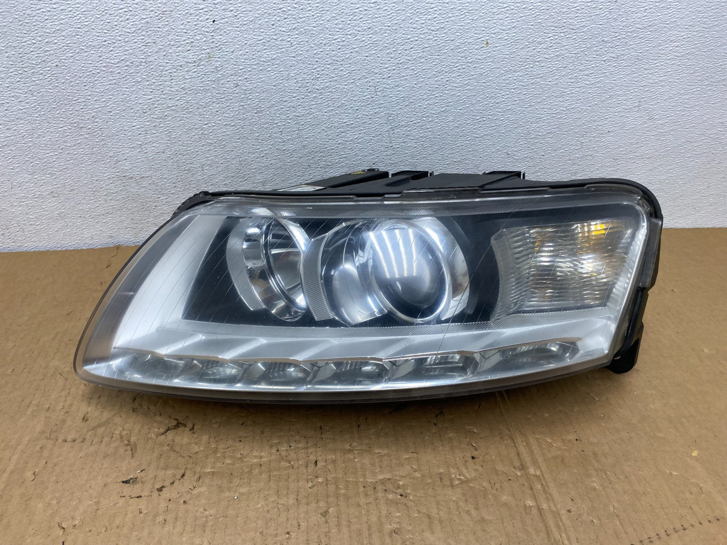 2009-2011 Audi A6 Left Driver Side Headlight AFS Xenon HID AC7732 DW0