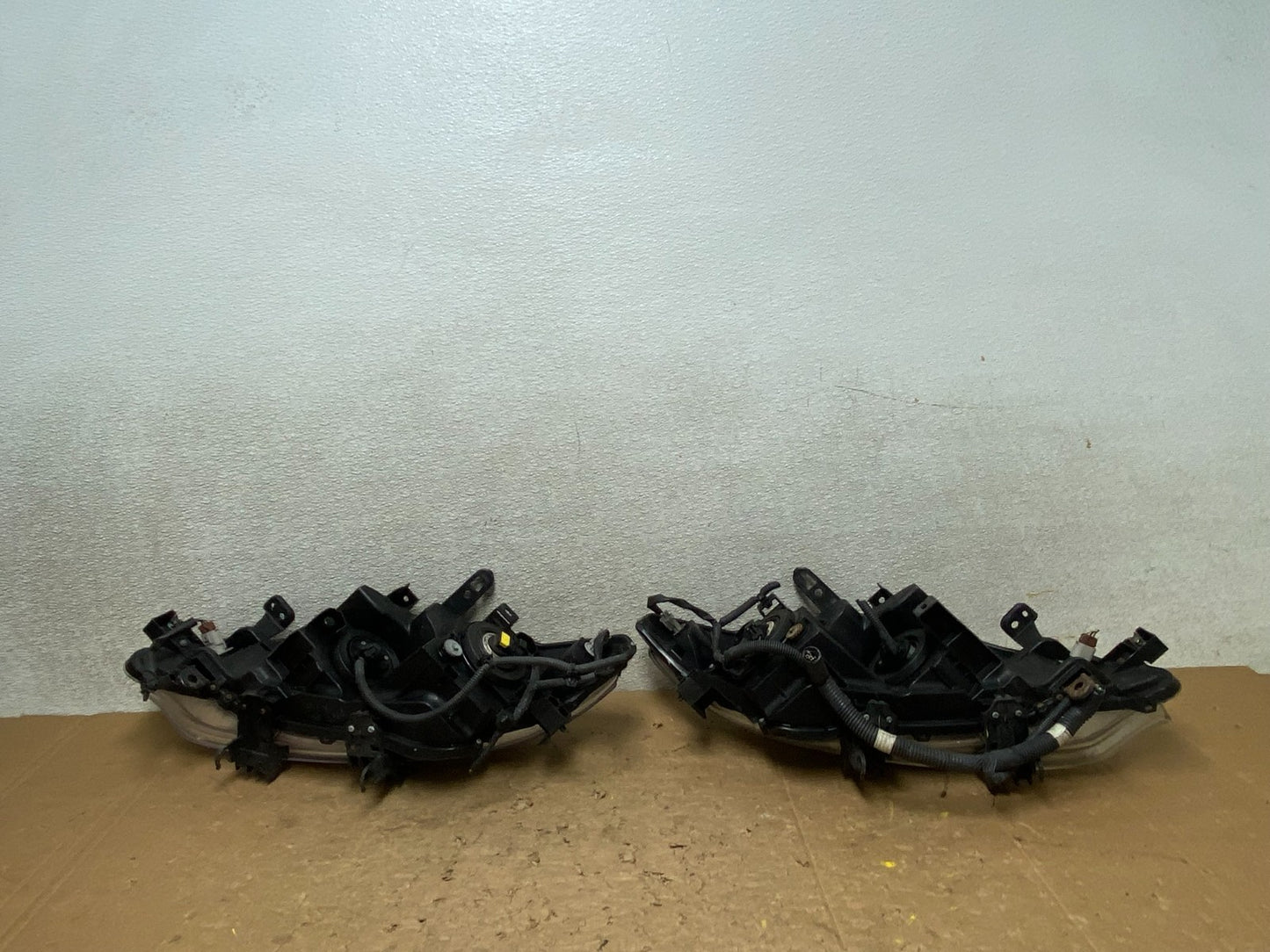 Halogen 2011 2012 2013 2014 Nissan Murano Headlights Left+Right Oem V8192 DW12