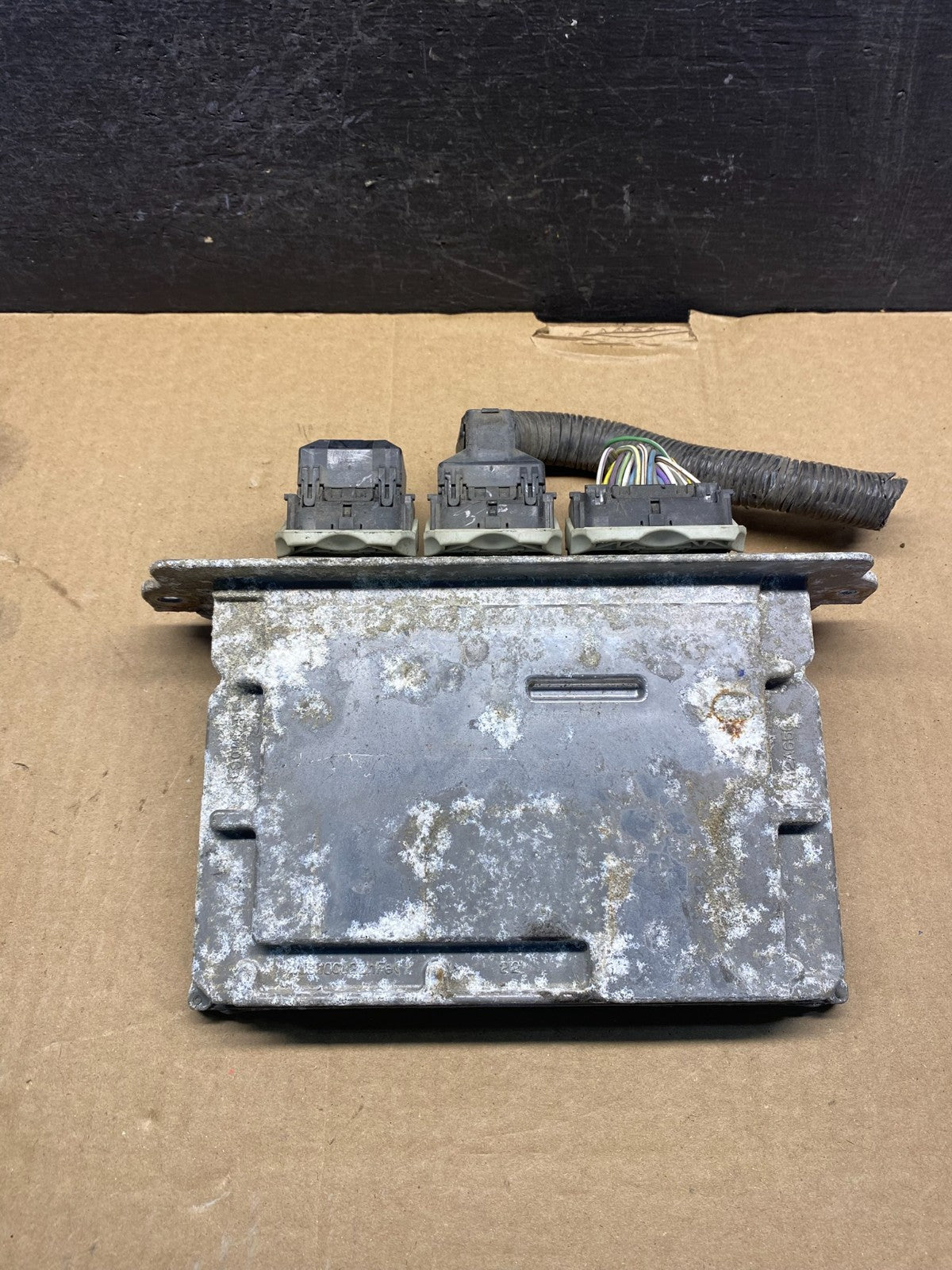2011 2012 Ford Van E350 6.8L Engine Control Module Unit ECU AF8995 DG0