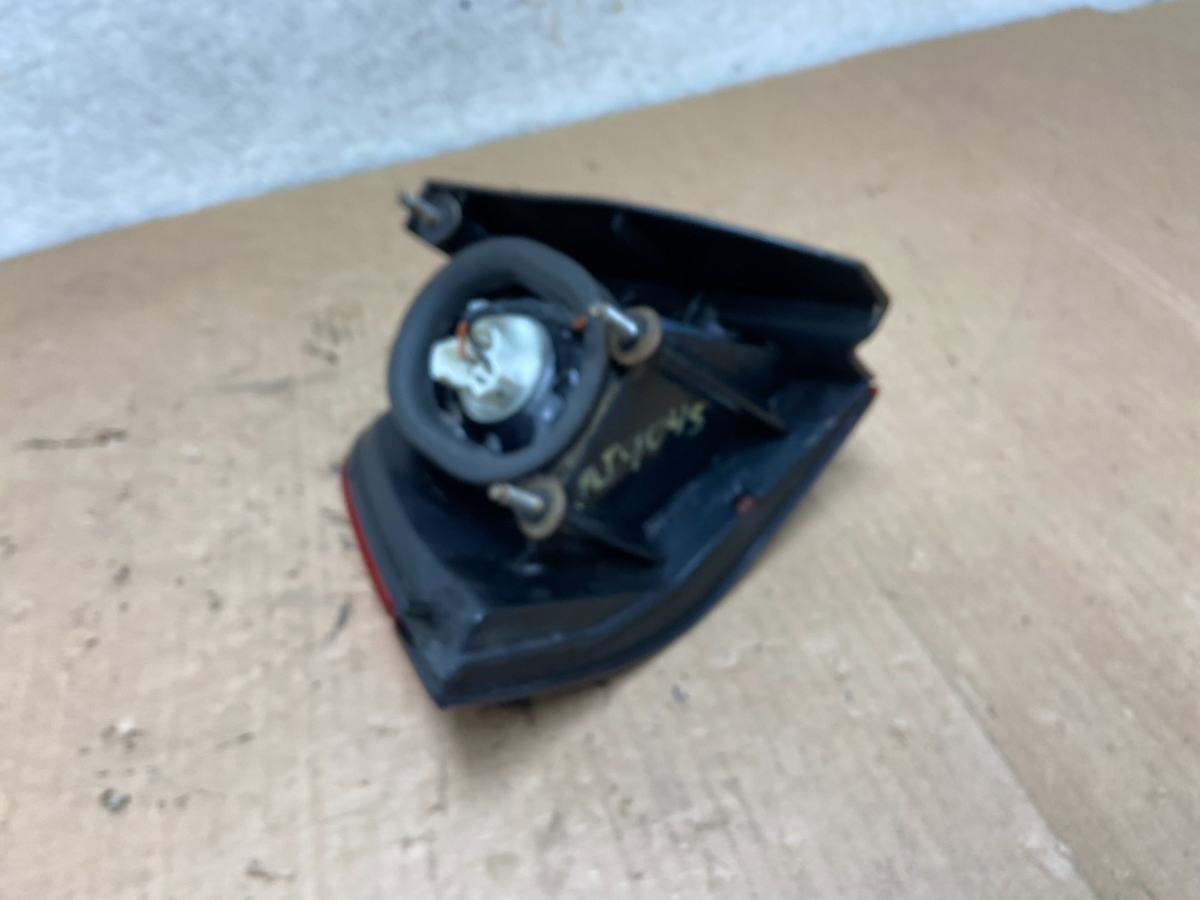 1992 to 1995 Ford Thunderbird Right Passenger Side Tail Light AI9045 LK3