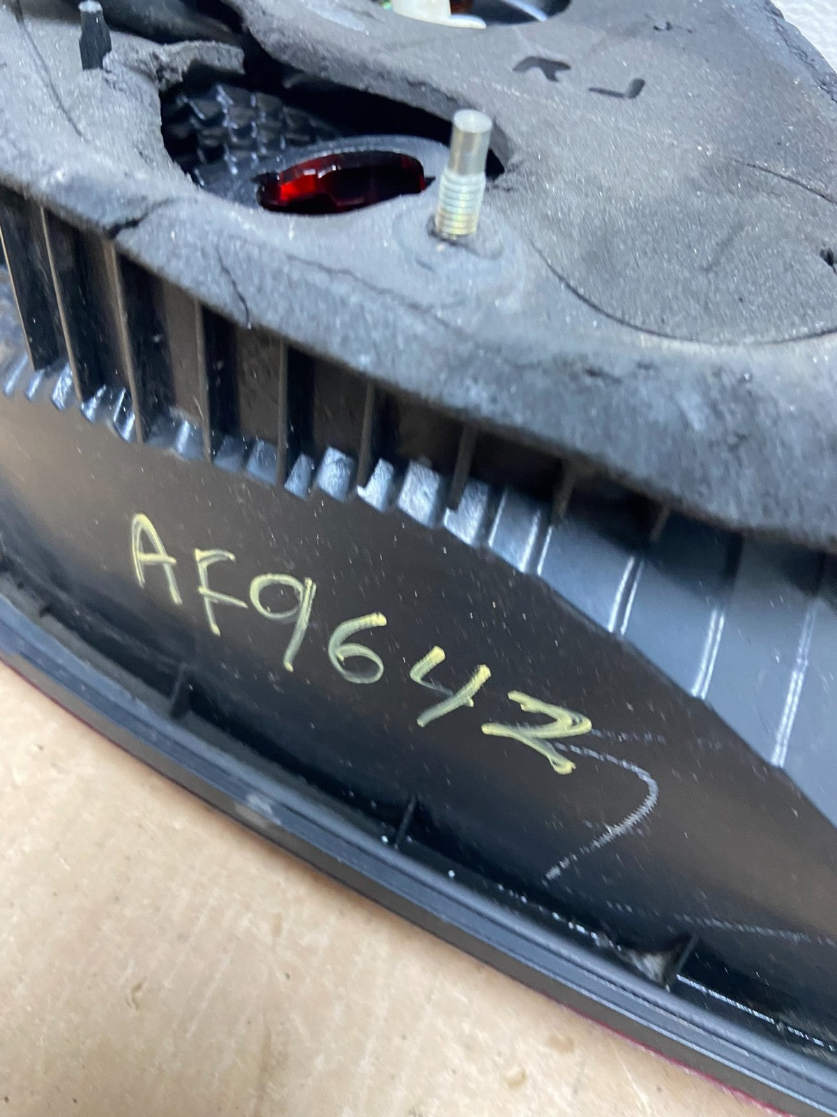 2002 2003 2004 Toyota Camry Tail Light Right Passenger Rh Side AF9642 DW6