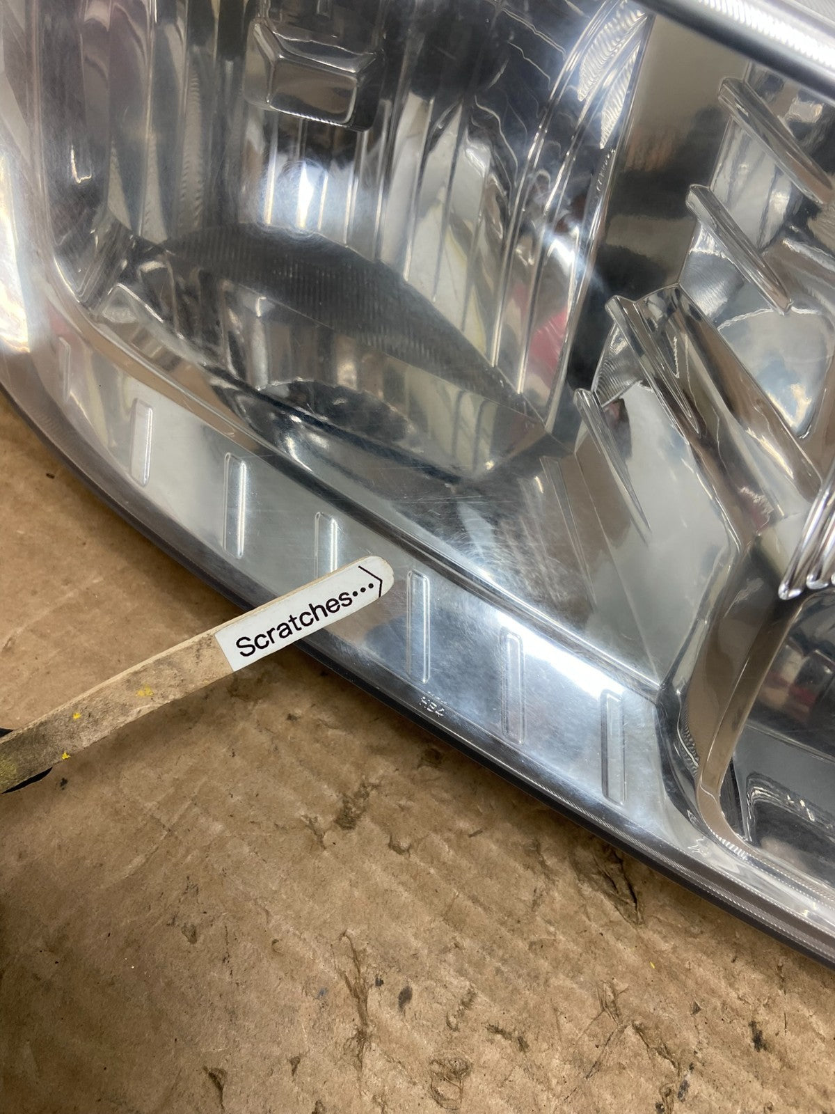 2009 to 2017 Dodge Journey Headlights Left+Right Set Halogen Z3740 PS3