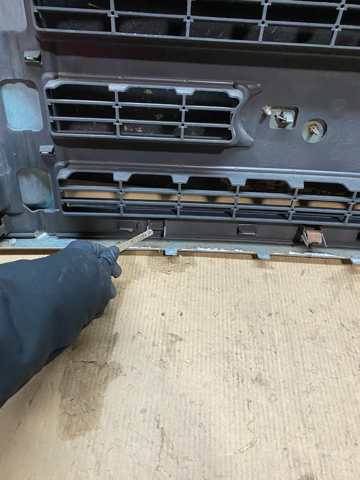 2008-2014 Ford Econoline E150 E250 Front Upper Chrome Grill Grille Oem X3299 DG11