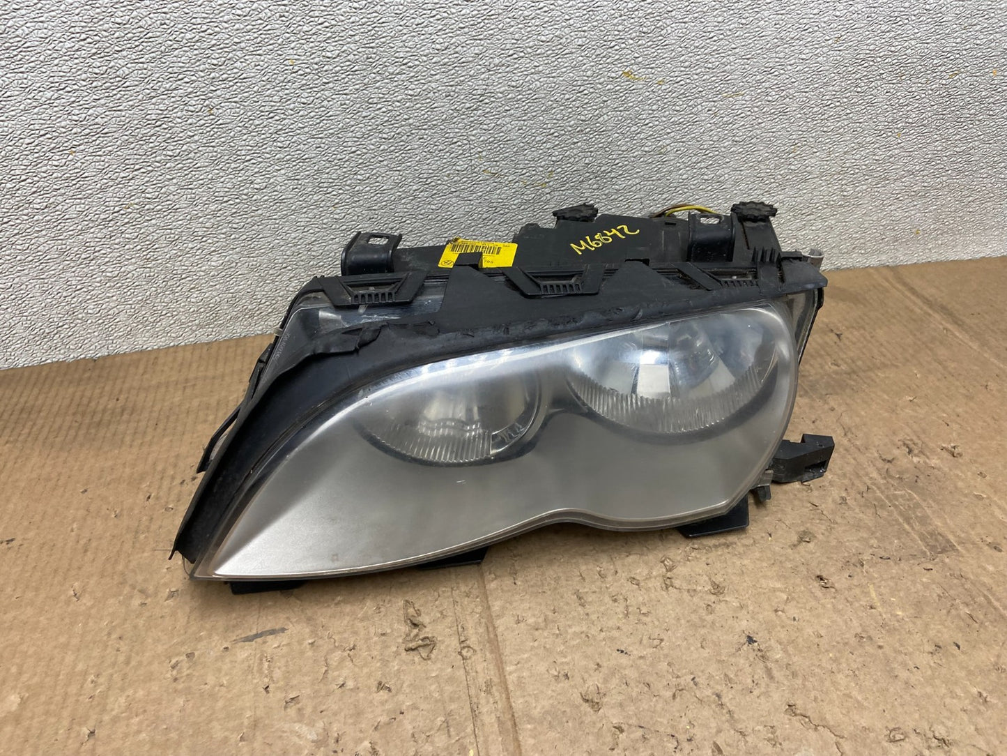 2002 to 2005 BMW 3 E46 Sedan Left Driver LH Halogen OEM Headlight AA7099 DW0
