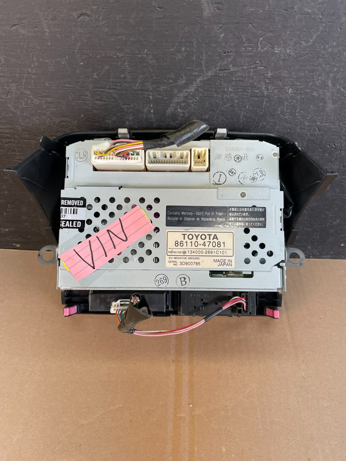 2004 to 2005 Toyota Prius Radio Stereo Receiver Screen Display AD5937 DG7
