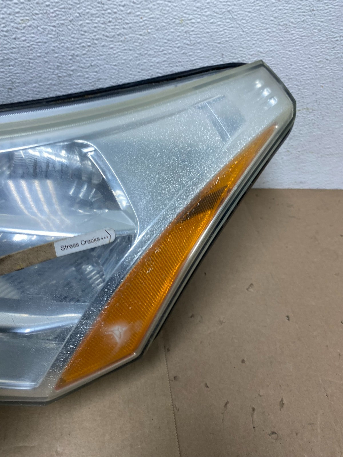 2008 2009 2010 2011 Ford Focus Left+Right Headlights Halogen AG5893 DW5