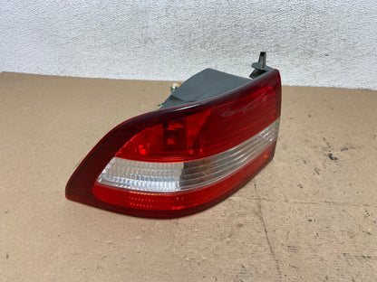 2000 2001 Lexus ES300 Outer Left Driver Lh Side Tail Light AF5056 LK2
