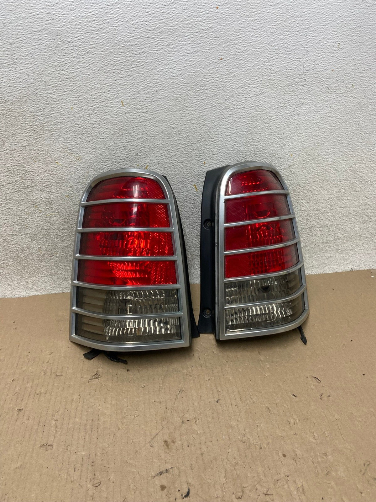 2005 2006 2007 Mercury Mariner Left + Right Set Side Tail Lights AH6865 LK0
