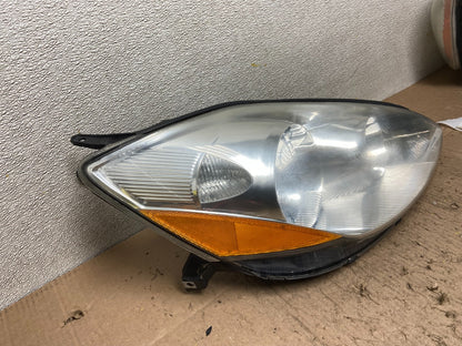 2006 to 2010 Toyota Sienna Right Passenger Rh Side Headlight Halogen Y4673 DW2