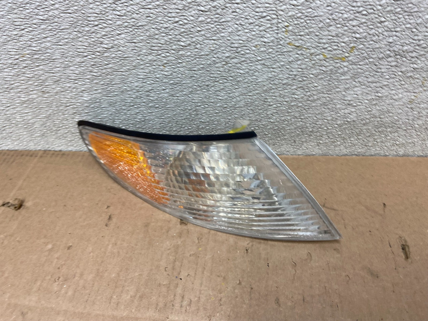 1999-2001 Toyota Solara Right Passenger RH Front Turn Park Signal Y2631 DW1