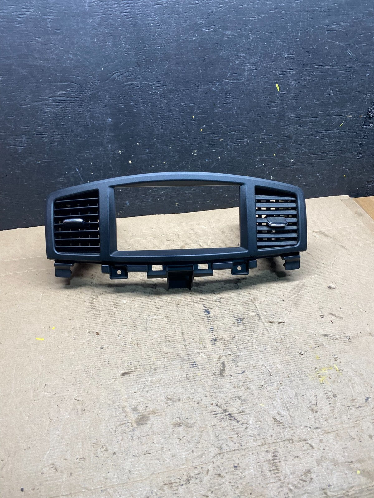 2011 to 2017 Nissan Quest Center Radio Trim Dash Panel Bezel Oem N9428 DG0