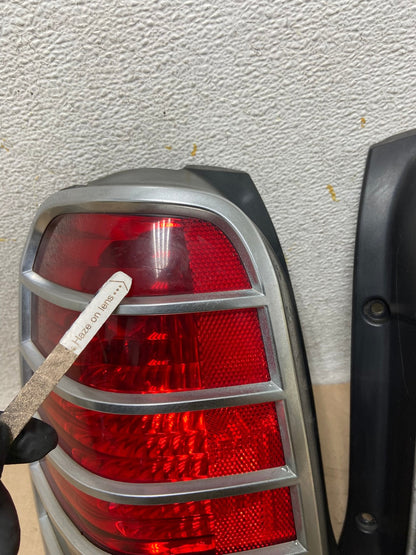 2005 2006 2007 Mercury Mariner Left + Right Set Side Tail Lights AH6865 LK5