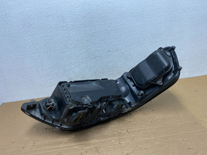 2005 to 2011 Lincoln Town Car Left Driver LH Side Headlight AD4268 DW6