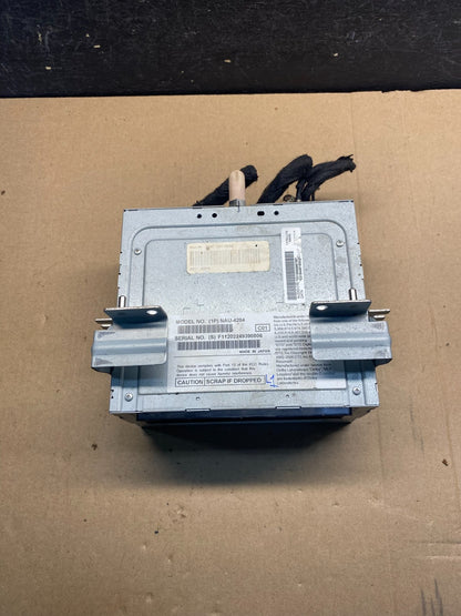 2010 to 2012 Lincoln Mkt Navigation Radio Climate Control Panel AE7394 DW3