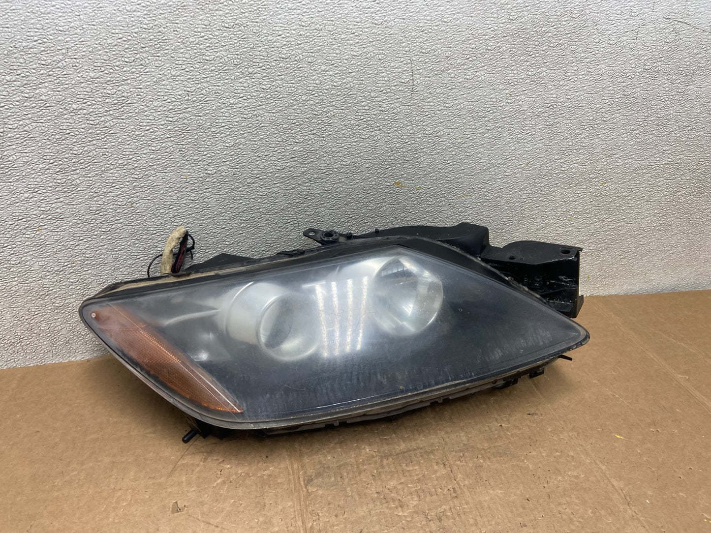 Halogen 2007 to 2009 Mazda CX-7 Right Passenger RH Side Headlight Oem AA1638 DW0