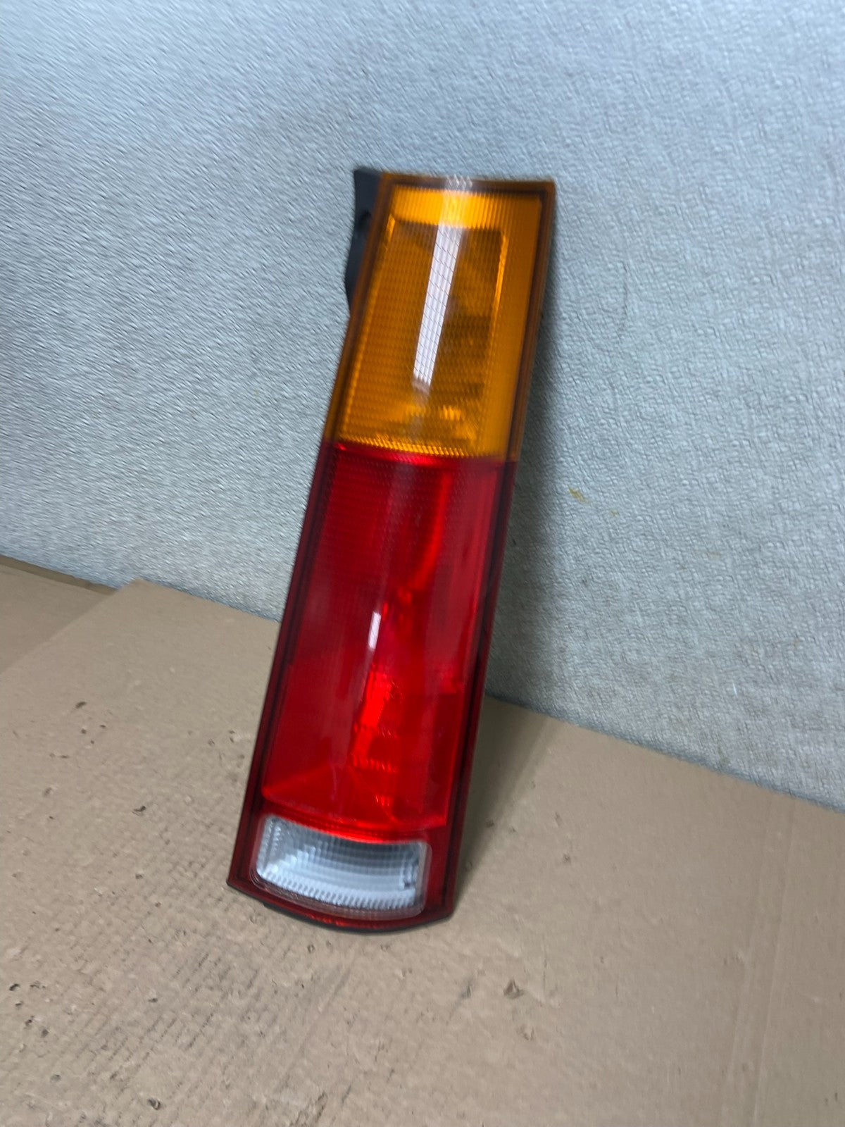 1997 1998 1999 2000 2001 Honda Crv Cr-v Right Passenger Tail Light OEM AB2472 LK1